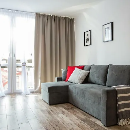 Apartament Center Zelazna, Next To Warsaw's Business District & Fabryka Norblina, By Warsawskyline *