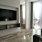 Apartamento Center Zelazna, Next To Warsaw's Business District & Fabryka Norblina, By Warsawskyline